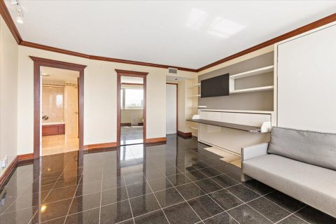 Condo in Fort Lauderdale, Florida, 1 bedroom  № 1225935 - photo 16