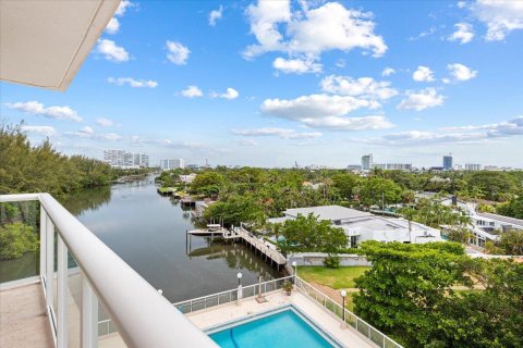 Copropriété à vendre à Fort Lauderdale, Floride: 1 chambre, 98.48 m2 № 1225935 - photo 20