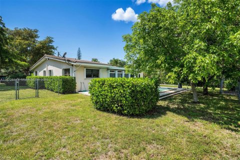 Villa ou maison à vendre à Miami Springs, Floride: 3 chambres, 207.54 m2 № 1395998 - photo 24