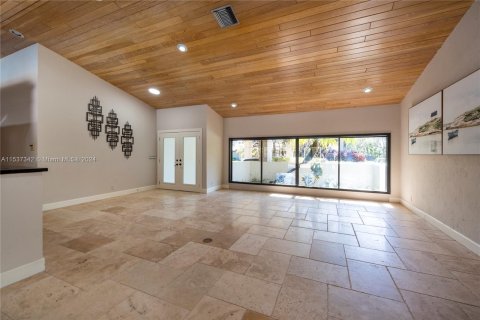 Villa ou maison à vendre à Weston, Floride: 5 chambres, 455.41 m2 № 1024054 - photo 11