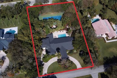 Villa ou maison à vendre à Weston, Floride: 5 chambres, 455.41 m2 № 1024054 - photo 2