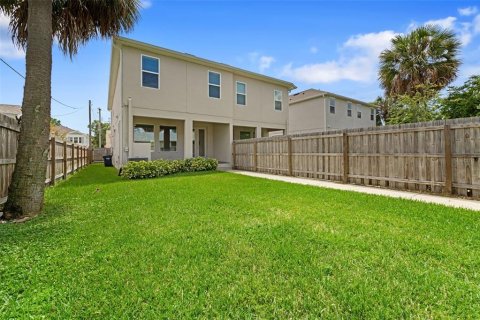 Townhouse in Tampa, Florida 3 bedrooms, 199.37 sq.m. № 1343083 - photo 24