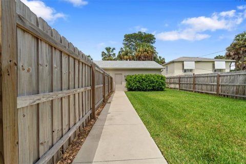 Townhouse in Tampa, Florida 3 bedrooms, 199.37 sq.m. № 1343083 - photo 26