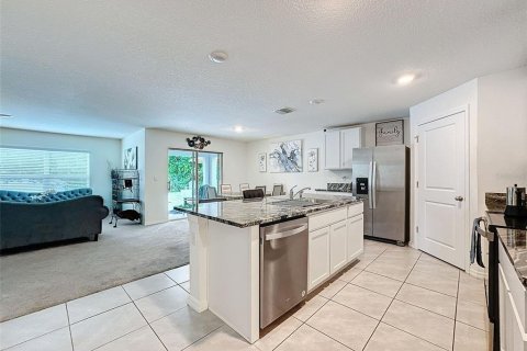 Casa en venta en Spring Hill, Florida, 4 dormitorios, 171.5 m2 № 1346470 - foto 9