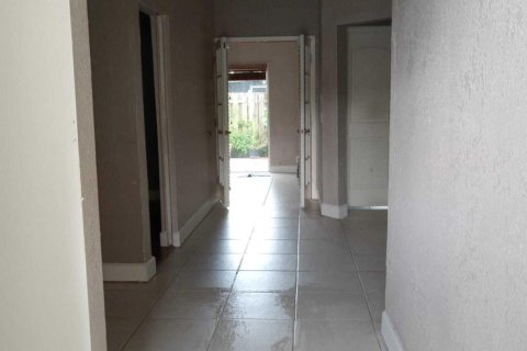 Townhouse in West Palm Beach, Florida 1 bedroom, 63.17 sq.m. № 1056834 - photo 18