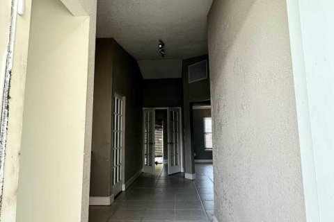 Adosado en venta en West Palm Beach, Florida, 1 dormitorio, 63.17 m2 № 1056834 - foto 11