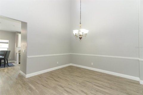 Townhouse in Orlando, Florida 3 bedrooms, 218.97 sq.m. № 1406456 - photo 14