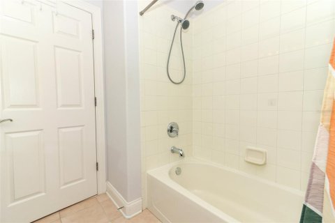 Townhouse in Orlando, Florida 3 bedrooms, 218.97 sq.m. № 1406456 - photo 26