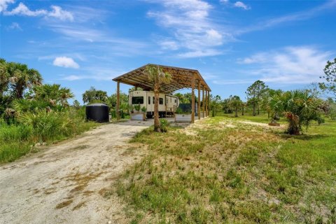 Terreno en venta en Punta Gorda, Florida № 1340764 - foto 6