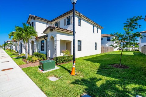 Touwnhouse à vendre à Homestead, Floride: 3 chambres, 123.37 m2 № 1234205 - photo 3