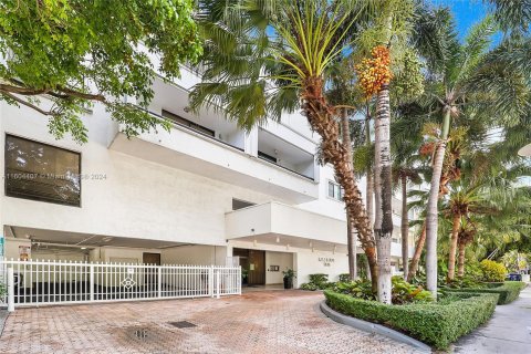 Condominio en venta en Miami Beach, Florida, 2 dormitorios, 89.19 m2 № 1225072 - foto 20