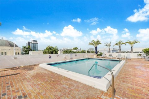 Condominio en venta en Miami Beach, Florida, 2 dormitorios, 89.19 m2 № 1225072 - foto 15