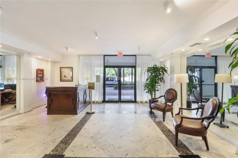 Condominio en venta en Miami Beach, Florida, 2 dormitorios, 89.19 m2 № 1225072 - foto 16