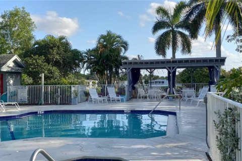 Copropriété à vendre à Boca Raton, Floride: 2 chambres, 122.91 m2 № 1073860 - photo 3