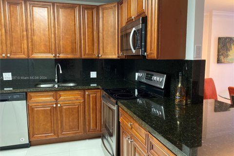 Condo in Aventura, Florida, 1 bedroom  № 1047311 - photo 9