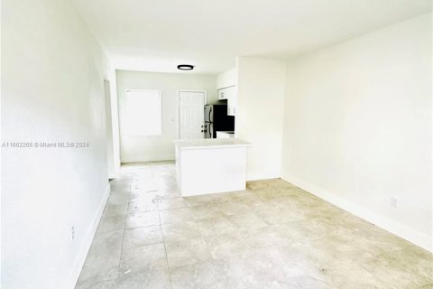 Immobilier commercial à vendre à Miami, Floride: 123.1 m2 № 1370564 - photo 20