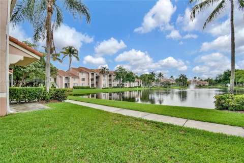 Condo in Miramar, Florida, 2 bedrooms  № 1370561 - photo 3