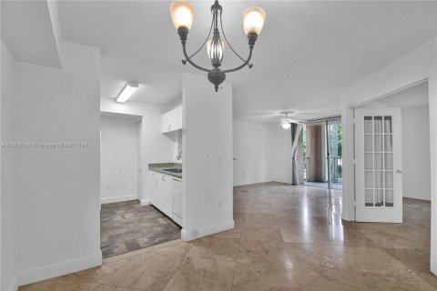 Condo in Miramar, Florida, 2 bedrooms  № 1370561 - photo 5