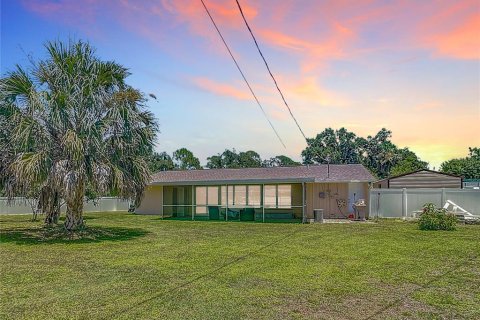 Villa ou maison à vendre à Port Charlotte, Floride: 2 chambres, 113.62 m2 № 1296621 - photo 19