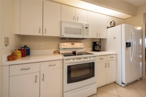 Condominio en venta en Pembroke Pines, Florida, 2 dormitorios, 97.73 m2 № 1050382 - foto 12