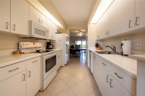 Condominio en venta en Pembroke Pines, Florida, 2 dormitorios, 97.73 m2 № 1050382 - foto 4