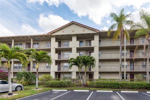 Condominio en venta en Pembroke Pines, Florida, 2 dormitorios, 97.73 m2 № 1050382 - foto 20