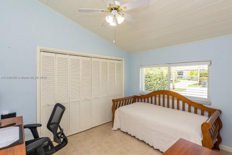 Villa ou maison à vendre à North Miami, Floride: 4 chambres, 216.83 m2 № 1050423 - photo 22