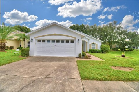 Villa ou maison à louer à Lake Wales, Floride: 3 chambres, 128.67 m2 № 1354429 - photo 1