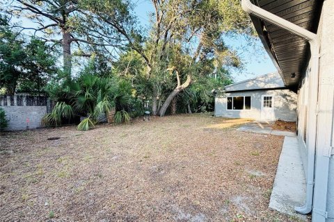 Villa ou maison à vendre à Cocoa, Floride: 4 chambres, 233.37 m2 № 1371009 - photo 16