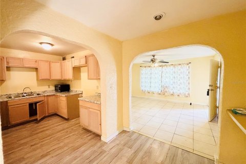 Villa ou maison à vendre à Cocoa, Floride: 4 chambres, 233.37 m2 № 1371009 - photo 3