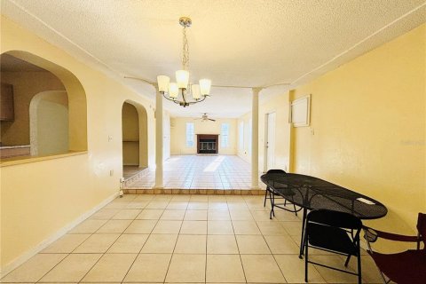 Villa ou maison à vendre à Cocoa, Floride: 4 chambres, 233.37 m2 № 1371009 - photo 6