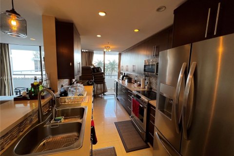 Condo in Aventura, Florida, 3 bedrooms  № 1234626 - photo 8