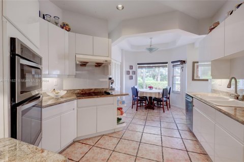 Casa en venta en Doral, Florida, 3 dormitorios, 241.17 m2 № 1070025 - foto 13
