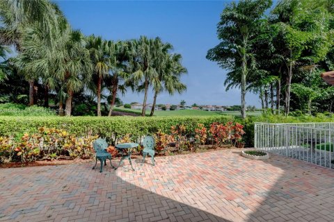 Villa ou maison à vendre à Doral, Floride: 3 chambres, 241.17 m2 № 1070025 - photo 29