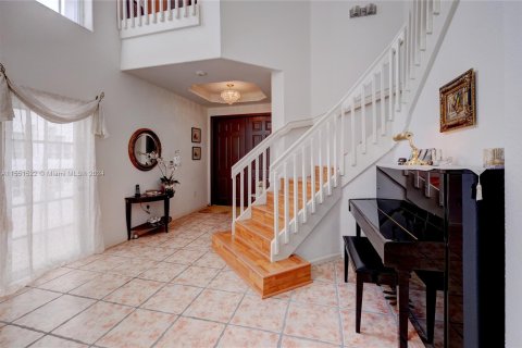 Casa en venta en Doral, Florida, 3 dormitorios, 241.17 m2 № 1070025 - foto 4