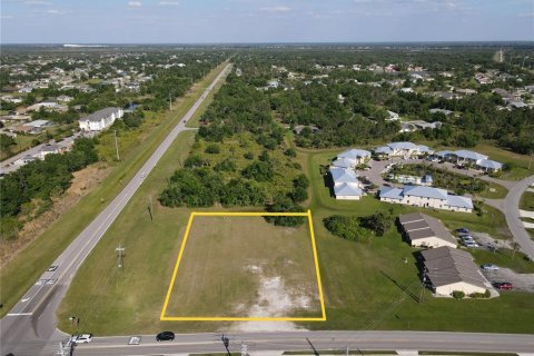 Terreno en venta en Punta Gorda, Florida № 1083178 - foto 2