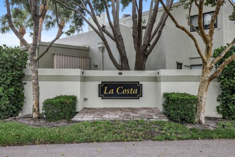 Copropriété à vendre à Boca Raton, Floride: 2 chambres, 120.77 m2 № 1208198 - photo 14