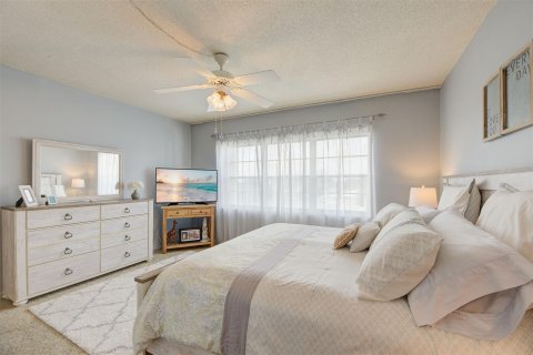 Copropriété à vendre à Pompano Beach, Floride: 2 chambres, 79.9 m2 № 1040504 - photo 19