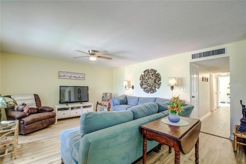 Casa en venta en Hudson, Florida, 2 dormitorios, 120.77 m2 № 1263780 - foto 7