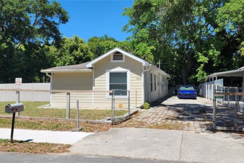 Villa ou maison à vendre à DeLand, Floride: 3 chambres, 117.06 m2 № 1263550 - photo 1