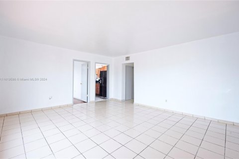 Condominio en venta en Miami Beach, Florida, 3 dormitorios, 103.12 m2 № 1240618 - foto 5