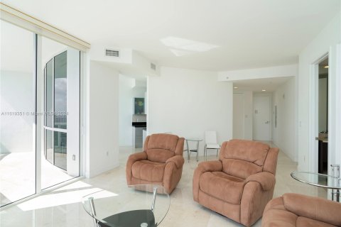 Condo in Sunny Isles Beach, Florida, 2 bedrooms  № 1240615 - photo 10