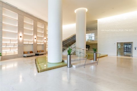 Copropriété à vendre à Sunny Isles Beach, Floride: 2 chambres, 119.75 m2 № 1240615 - photo 29