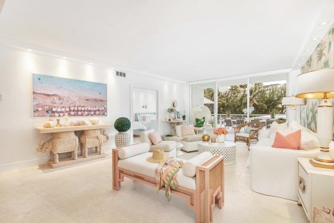 Copropriété à vendre à Palm Beach, Floride: 2 chambres, 120.22 m2 № 1065539 - photo 14