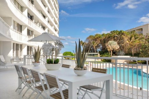 Condo in Palm Beach, Florida, 2 bedrooms  № 1065539 - photo 2