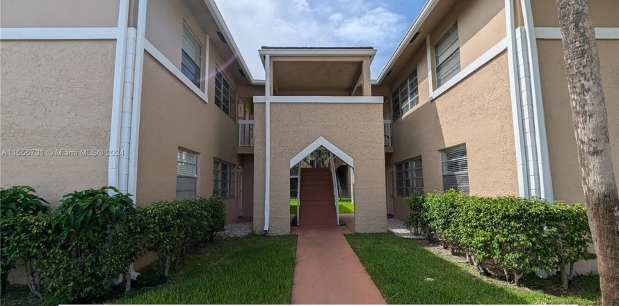 Condo in Coral Springs, Florida, 2 bedrooms  № 1357041