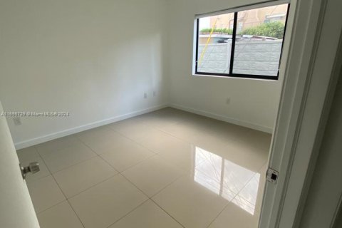 Copropriété à louer à Hialeah, Floride: 2 chambres, 115.2 m2 № 1357040 - photo 8