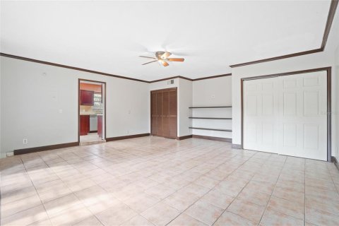 Casa en venta en Orlando, Florida, 3 dormitorios, 179.39 m2 № 1426548 - foto 13