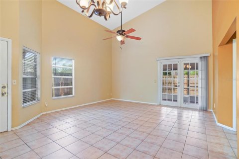 House in Orlando, Florida 3 bedrooms, 179.39 sq.m. № 1426548 - photo 8