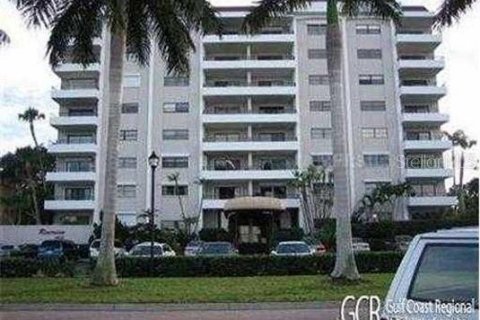 Condo in Bradenton, Florida, 2 bedrooms  № 1379206 - photo 1